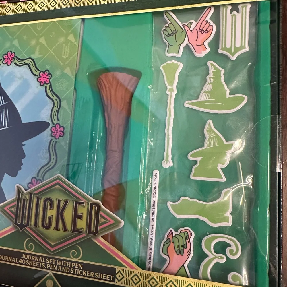 NWT 2024 Wicked Witch Elphaba Journal Set